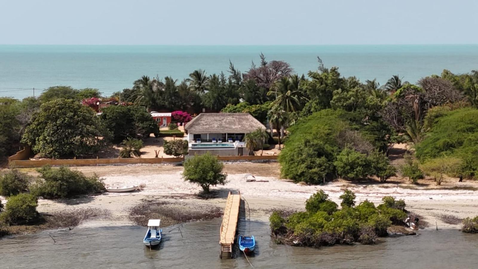 La Villa Sur La Plage Palmarin Exterior photo